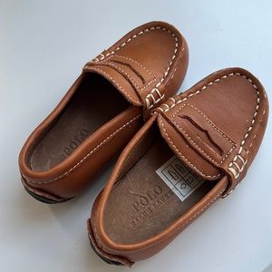 Never worn!  Brown Polo Ralph Lauren Telly driving shoe.  Size 5 toddler.